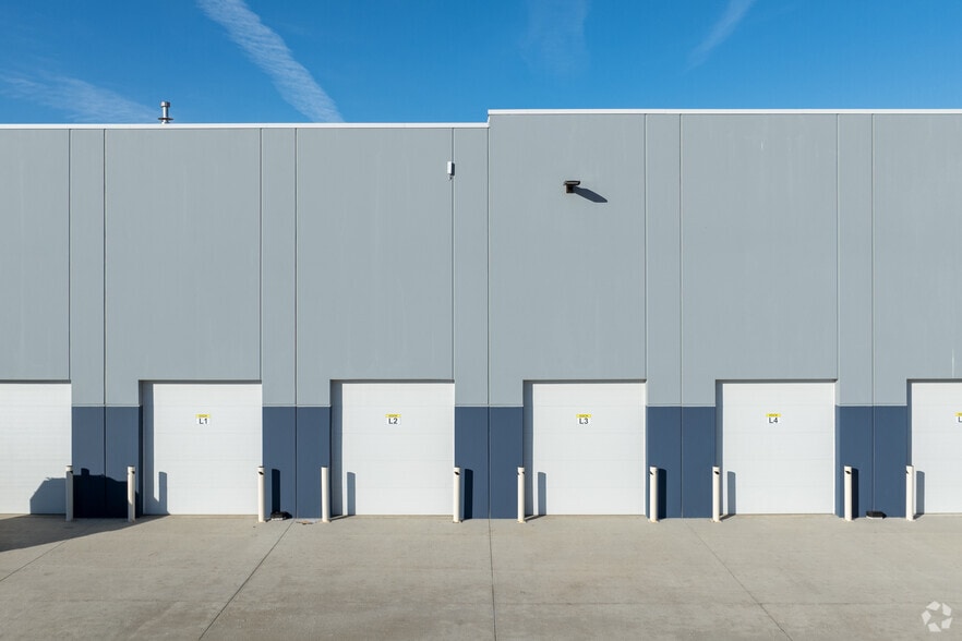 5500 Adams St, Matteson, IL for lease - Building Photo - Image 2 of 6