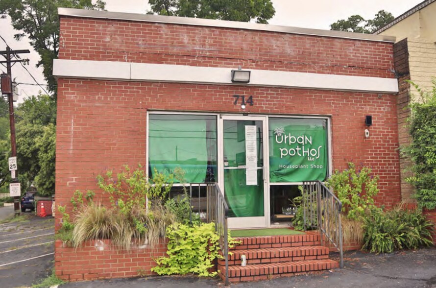 714 W Peace St, Raleigh, NC à louer - Photo du bâtiment - Image 2 de 6