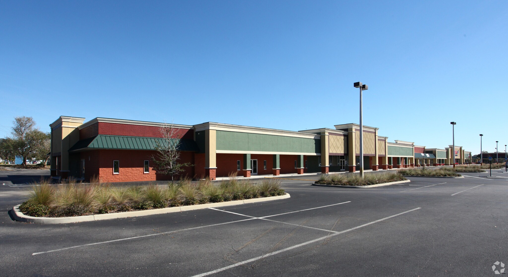 1522-1560 Lakeview Dr, Sebring, FL for lease Primary Photo- Image 1 of 5