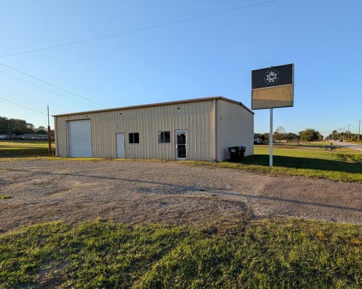 5505 McCann Rd, Longview, TX for sale - Building Photo - Image 1 of 9