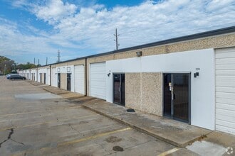 13940 Bammel North Houston Rd, Houston, TX for lease Building Photo- Image 2 of 2
