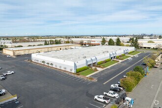 1800-1810 Enterprise Blvd, West Sacramento, CA - AERIAL  map view