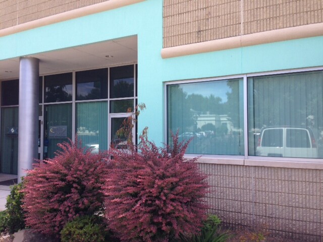 3910 Park Ave, Edison, NJ à louer - Photo du bâtiment - Image 3 de 7