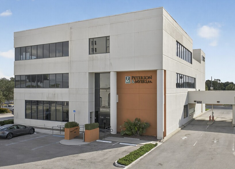 100 W Stuart Ave, Lake Wales, FL for lease - Building Photo - Image 3 of 18