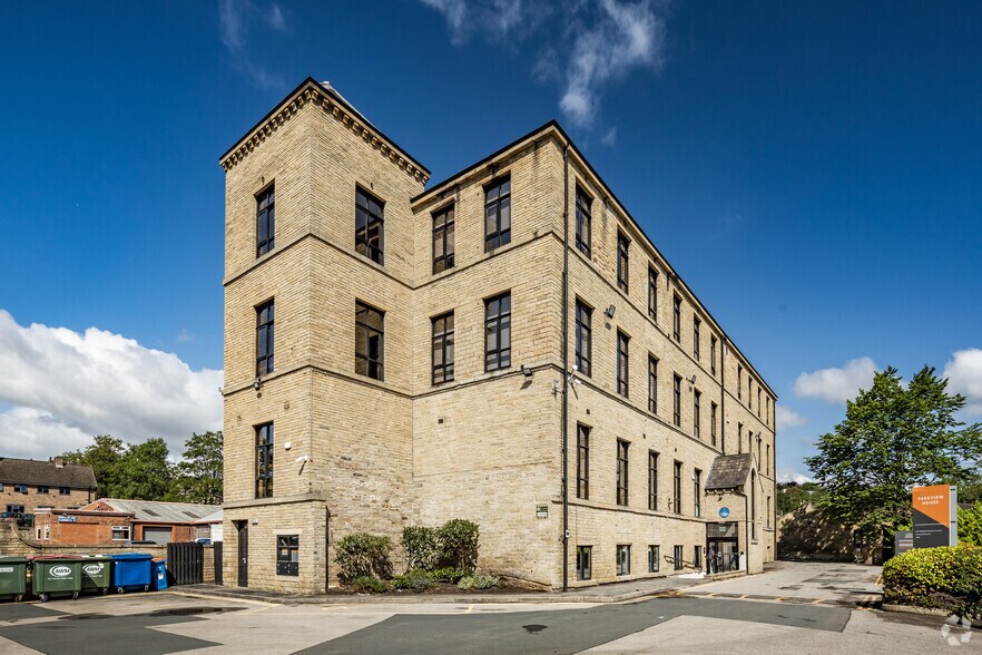 Woodvale Rd, Brighouse à louer - Photo du bâtiment - Image 3 de 9