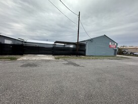 5641-5645 Ransom St, Houston TX - Warehouse