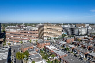215-235 St Chabanel O, Montréal, QC - AERIAL map view
