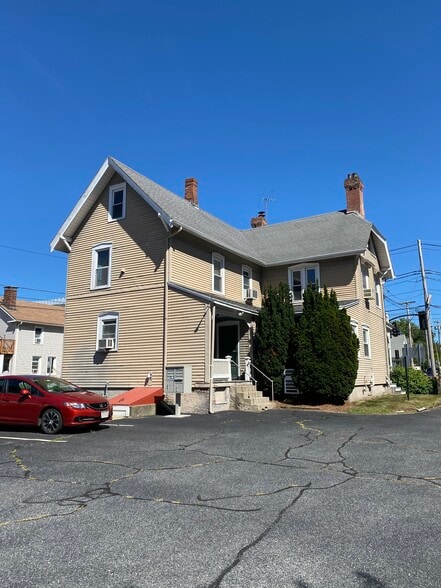 20 Main St, Northborough, MA à louer - Photo du bâtiment - Image 3 de 7