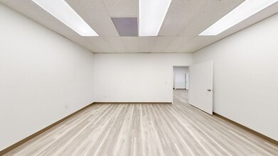 16411 NW 8th Ave, Miami, FL for lease Interior Photo- Image 1 of 11