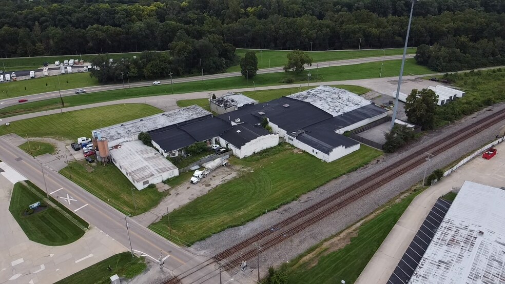 1010 N 4th St, Miamisburg, OH à vendre - Photo du bâtiment - Image 2 de 11