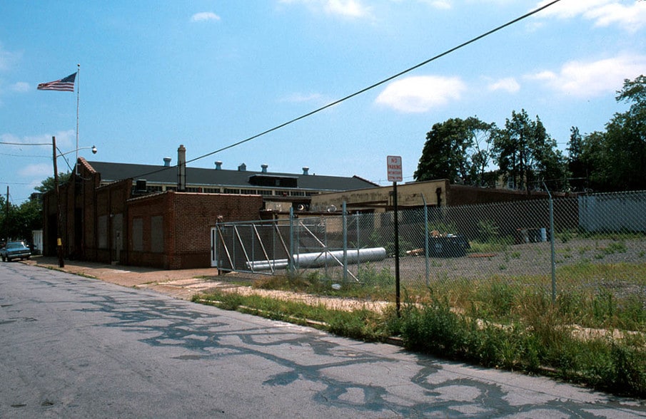 2814 Buren Ave, Camden, NJ for sale - Primary Photo - Image 1 of 1
