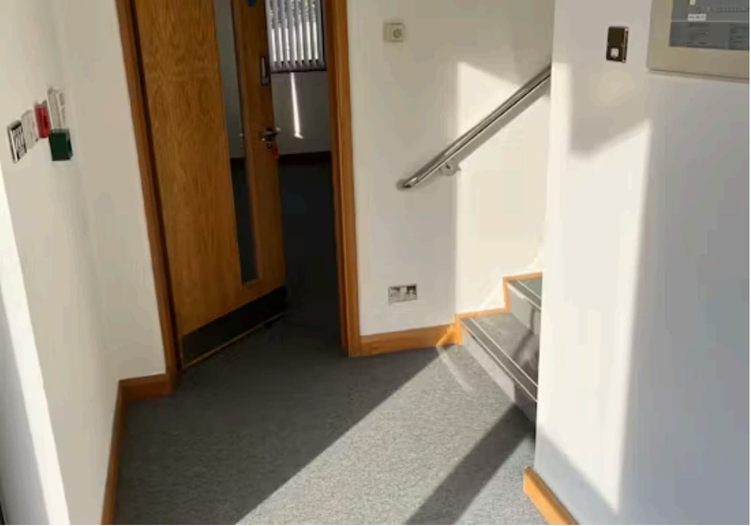 Smeaton Clos, Aylesbury for lease Interior Photo- Image 1 of 7
