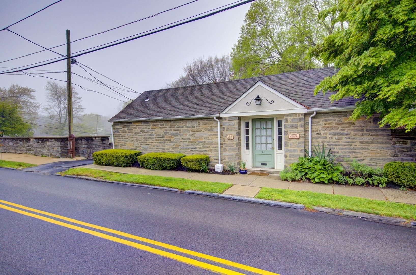 39 E Chestnut Hill Ave, Philadelphia, PA for sale Primary Photo- Image 1 of 18