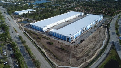 4851 W Atlantic Blvd, Coconut Creek, FL à louer Aérien- Image 2 de 3