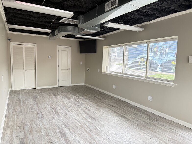 1909 Quindaro Blvd, Kansas City, KS for lease - Interior Photo - Image 3 of 5