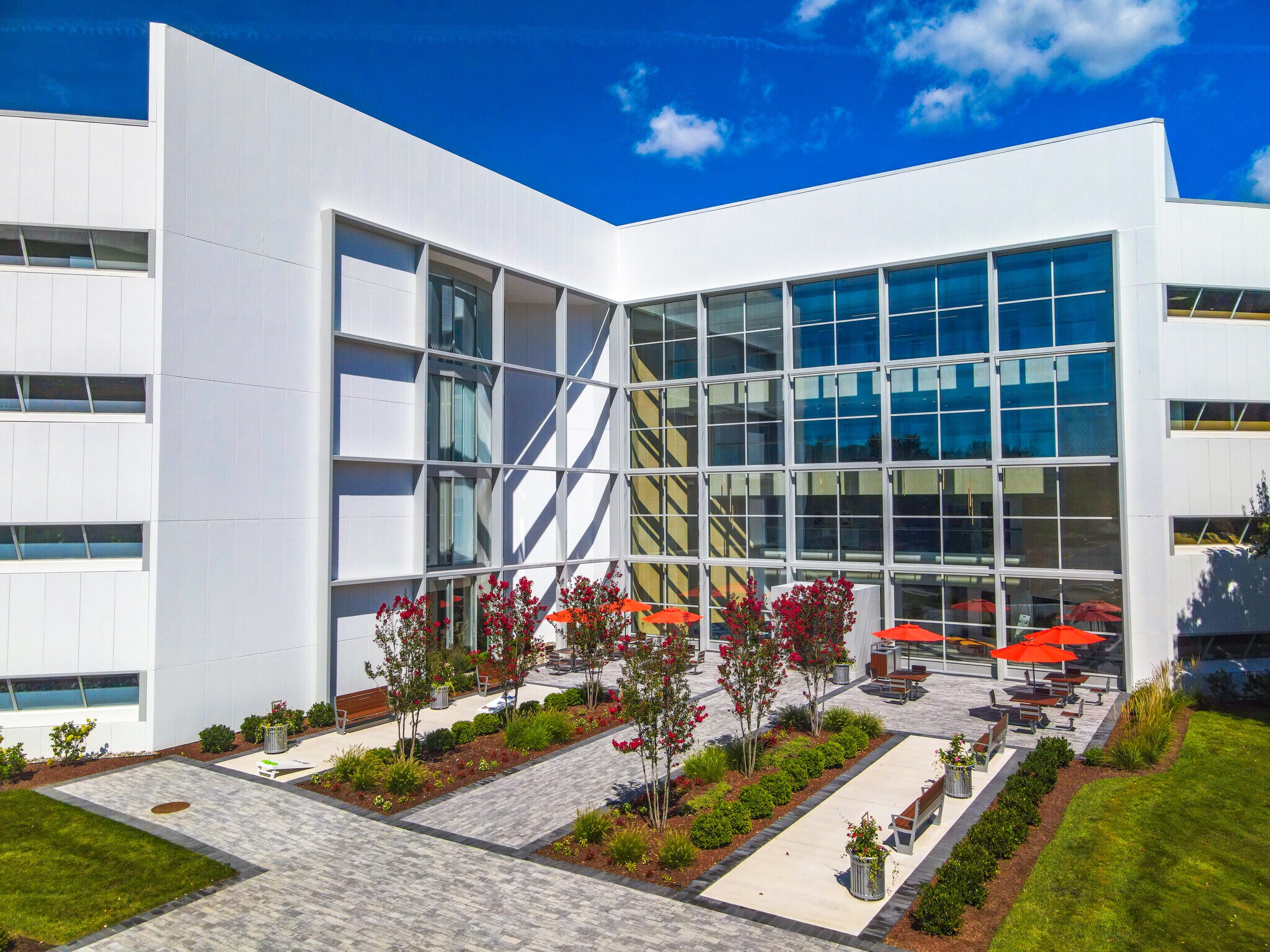 500 College Rd E, Princeton, NJ à louer Photo du bâtiment- Image 1 de 23