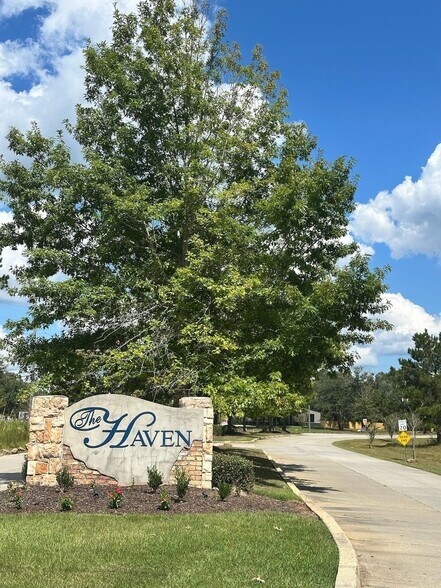 23516 Haven Blvd, Ponchatoula, LA à louer - Photo du bâtiment - Image 3 de 5