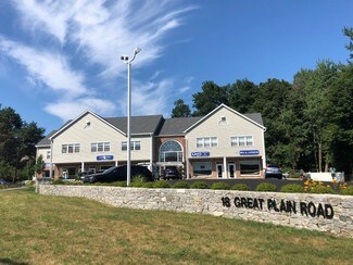 Plus de détails pour 18 Great Plain Rd, Danbury, CT - Bureau/Médical, Commerce de détail à louer
