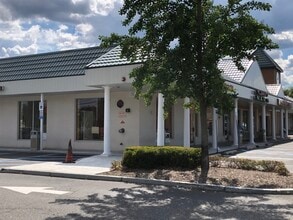 920-950 Hamilton St, Somerset, NJ for lease Interior Photo- Image 1 of 8