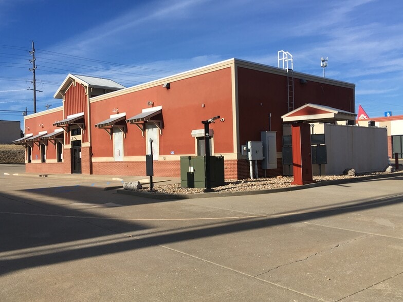 4828 Osage Beach Pkwy, Osage Beach, MO for lease - Building Photo - Image 2 of 4