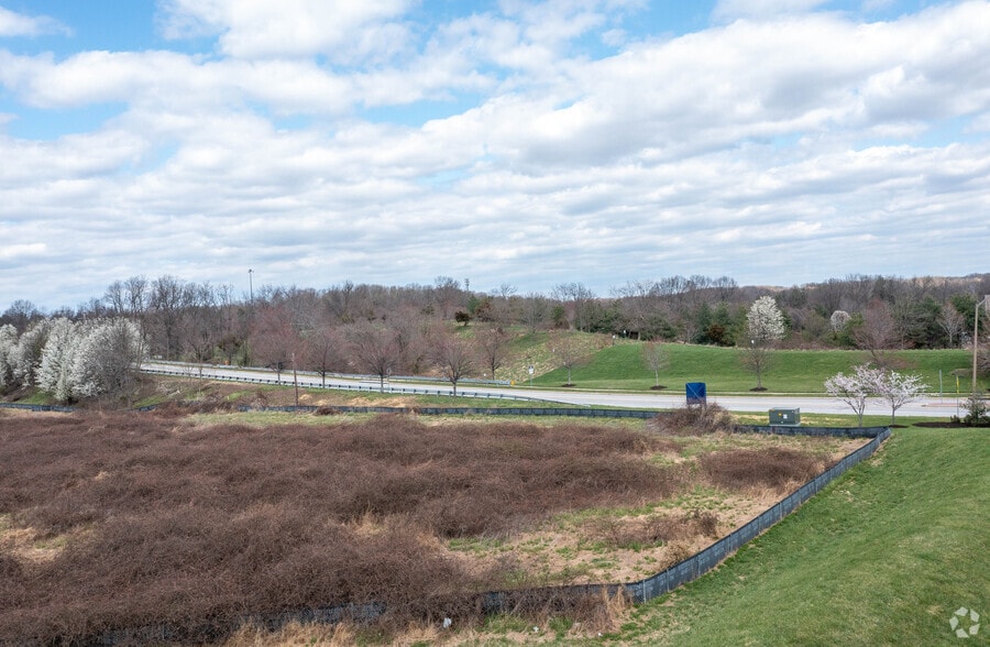 Eternal Rings Dr, Laurel, MD for lease - Building Photo - Image 2 of 4