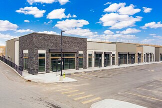 Plus de détails pour 11846 Sarcee Trail NW, Calgary, AB - Commerce de détail à louer