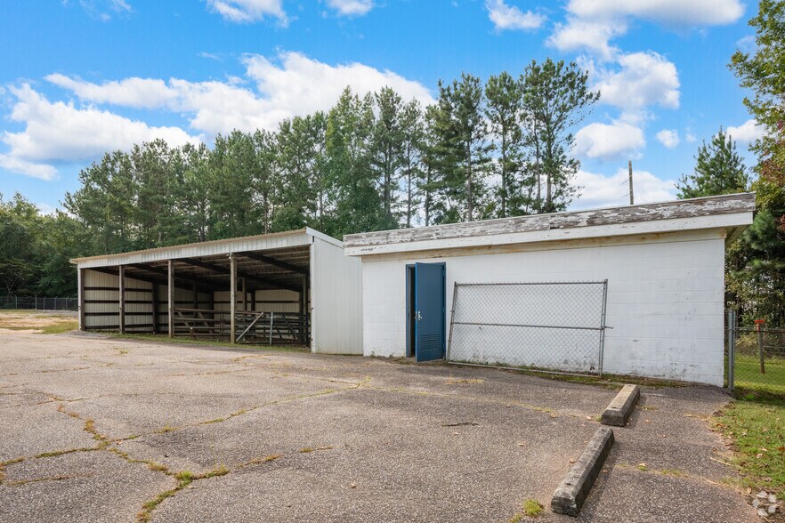 14851 Veterans Memorial Hwy, Villa Rica, GA à louer - Photo du bâtiment - Image 3 de 5