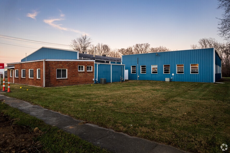 1100 N Main St, Fostoria, OH à vendre - Photo du bâtiment - Image 3 de 30