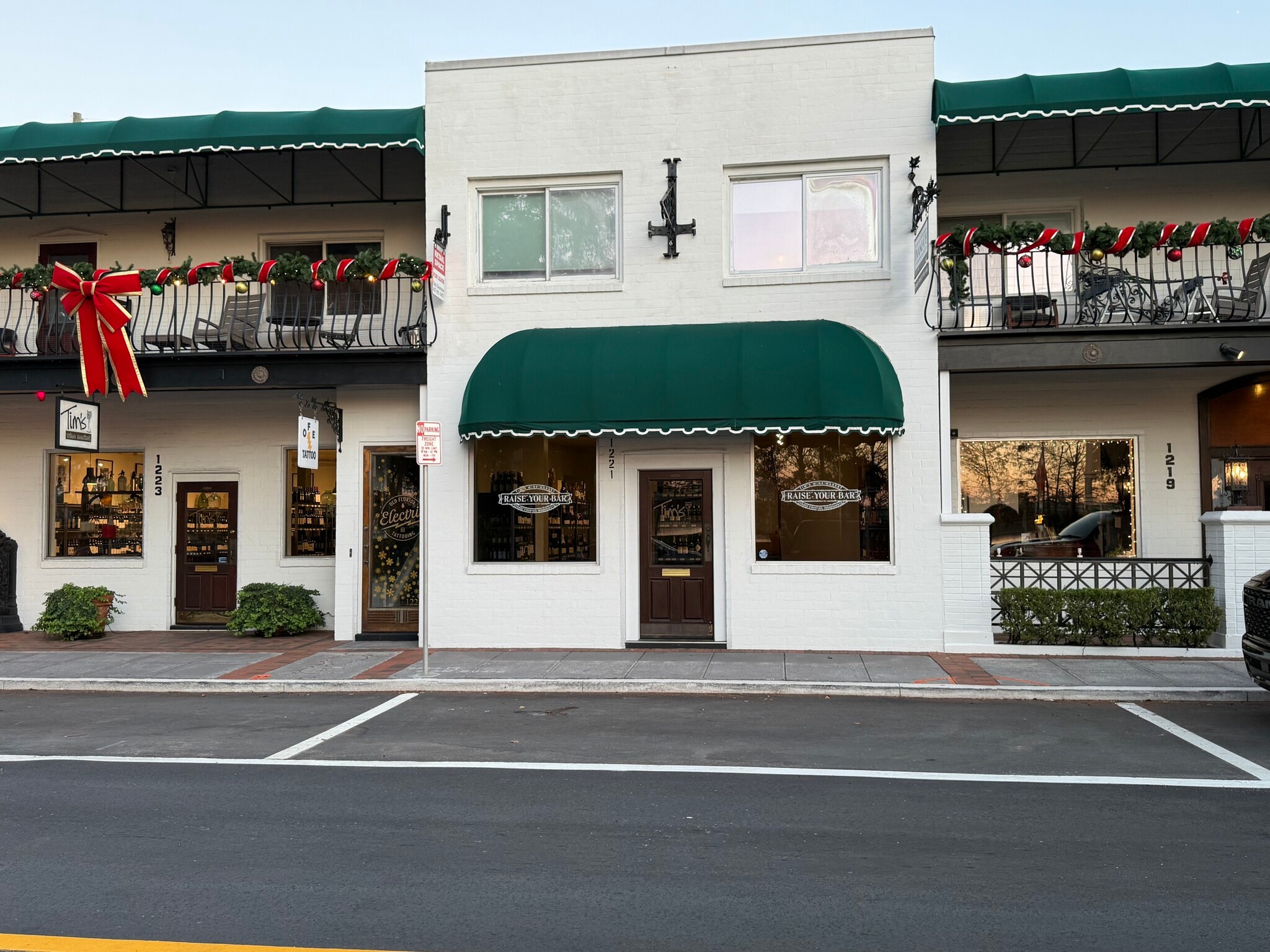1221 N Orange Ave, Orlando, FL for lease Building Photo- Image 1 of 10