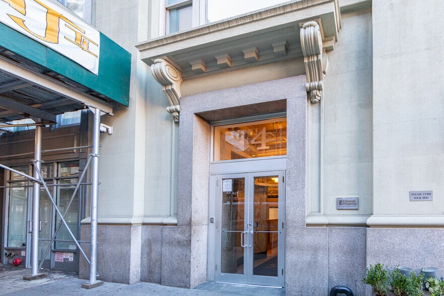 54 W 21st St, New York, NY à louer - Photo du bâtiment - Image 3 de 3