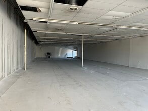 49-125 Cumberland Plz, Crossville, TN for lease Building Photo- Image 1 of 2