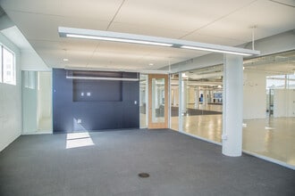 274 Brannan St, San Francisco, CA for lease Interior Photo- Image 2 of 4
