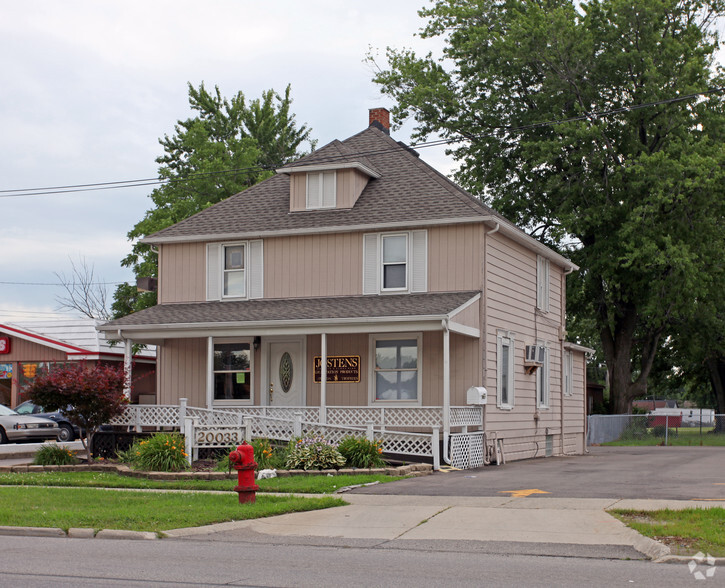 20033 Eureka Rd, Taylor, MI à vendre - Photo principale - Image 1 de 1