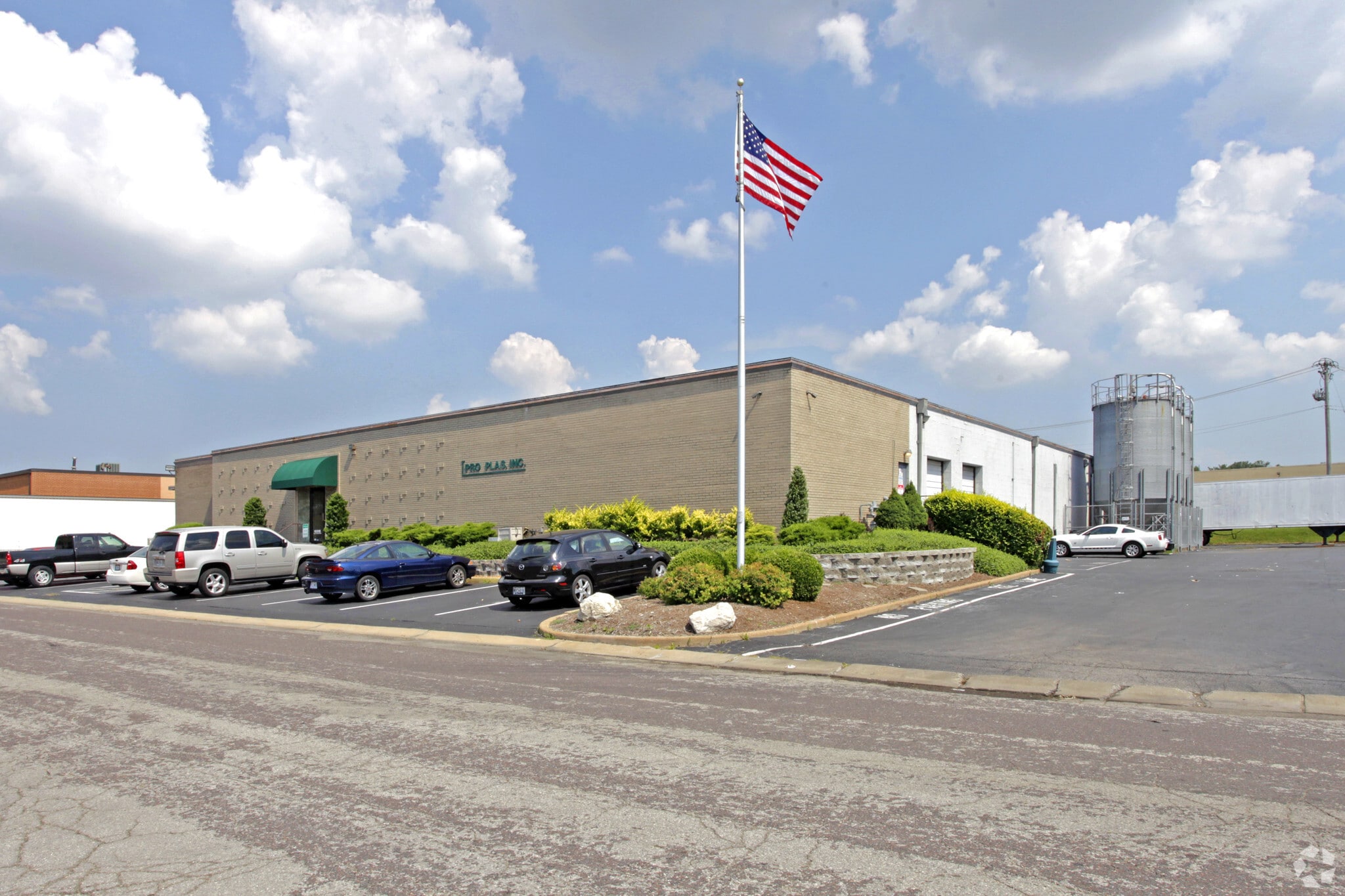 10315 Page Industrial Blvd, Olivette, MO for sale Primary Photo- Image 1 of 3