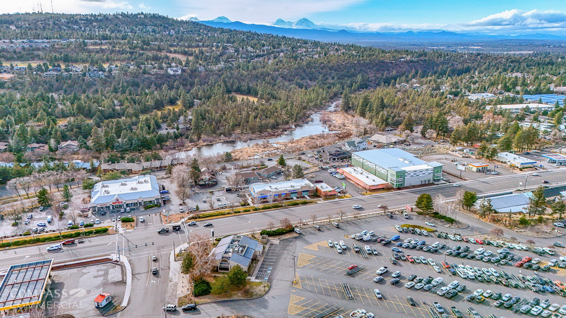 30 NE Bend River Mall Dr, Bend, OR à louer Photo intérieure- Image 1 de 12