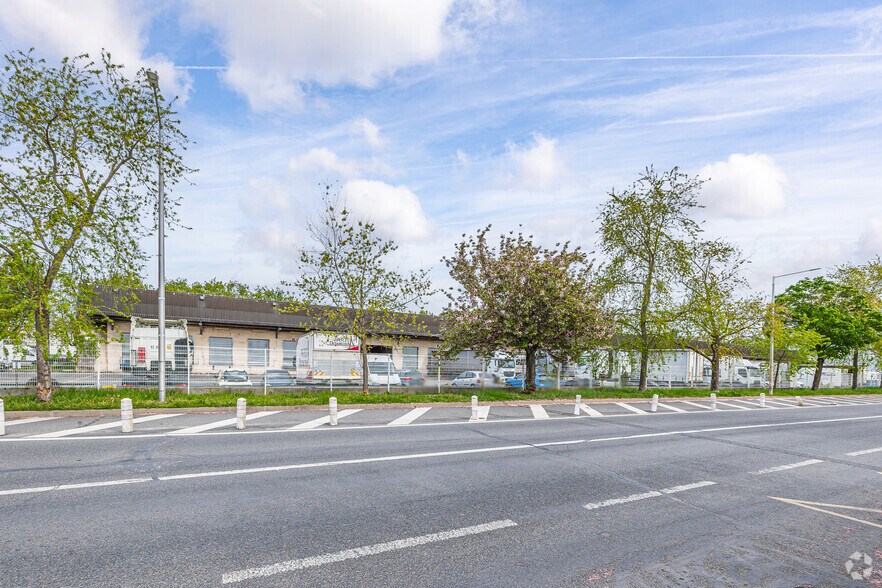 49 Route Principale Du Port, Gennevilliers à louer - Photo du bâtiment - Image 2 de 3