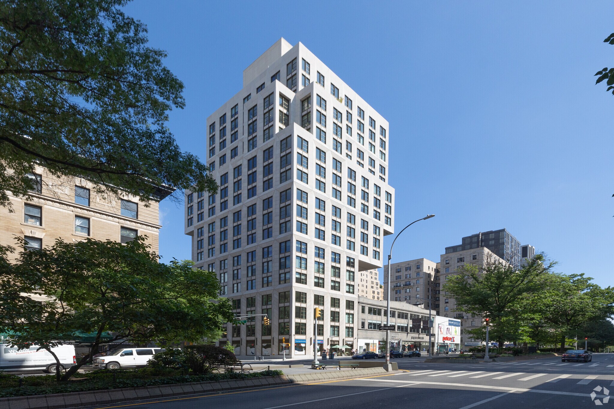 2461 Broadway, New York, NY for lease Building Photo- Image 1 of 56