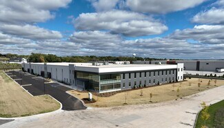 Plus de détails pour N53 W25314 HIGHLANDS Ct, Sussex, WI - Industriel à louer