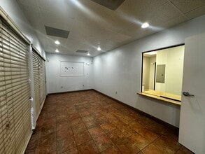 350 Vinton Ave, Pomona, CA à louer Photo intérieure- Image 1 de 14