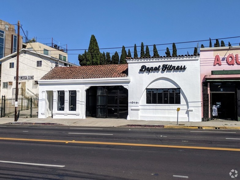 1016 N Alvarado St, Los Angeles, CA à louer - Photo du bâtiment - Image 2 de 9