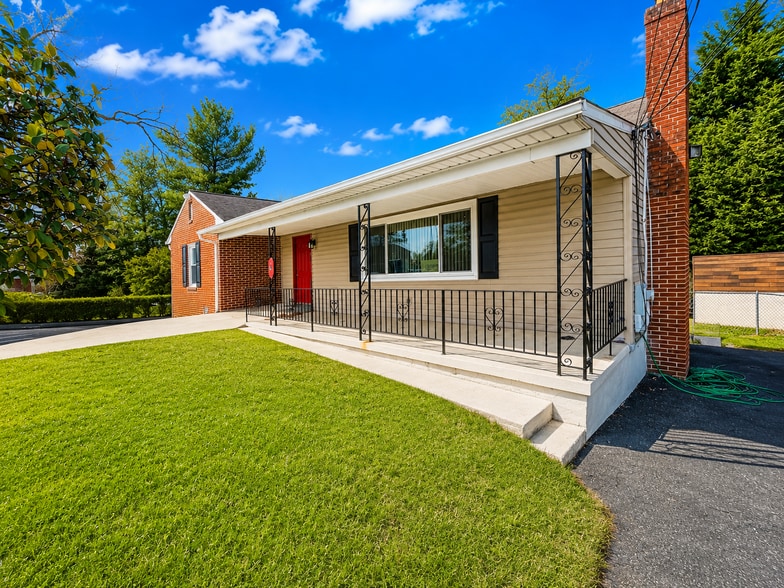 3814 E Joppa Rd, Nottingham, MD for sale - Building Photo - Image 3 of 8