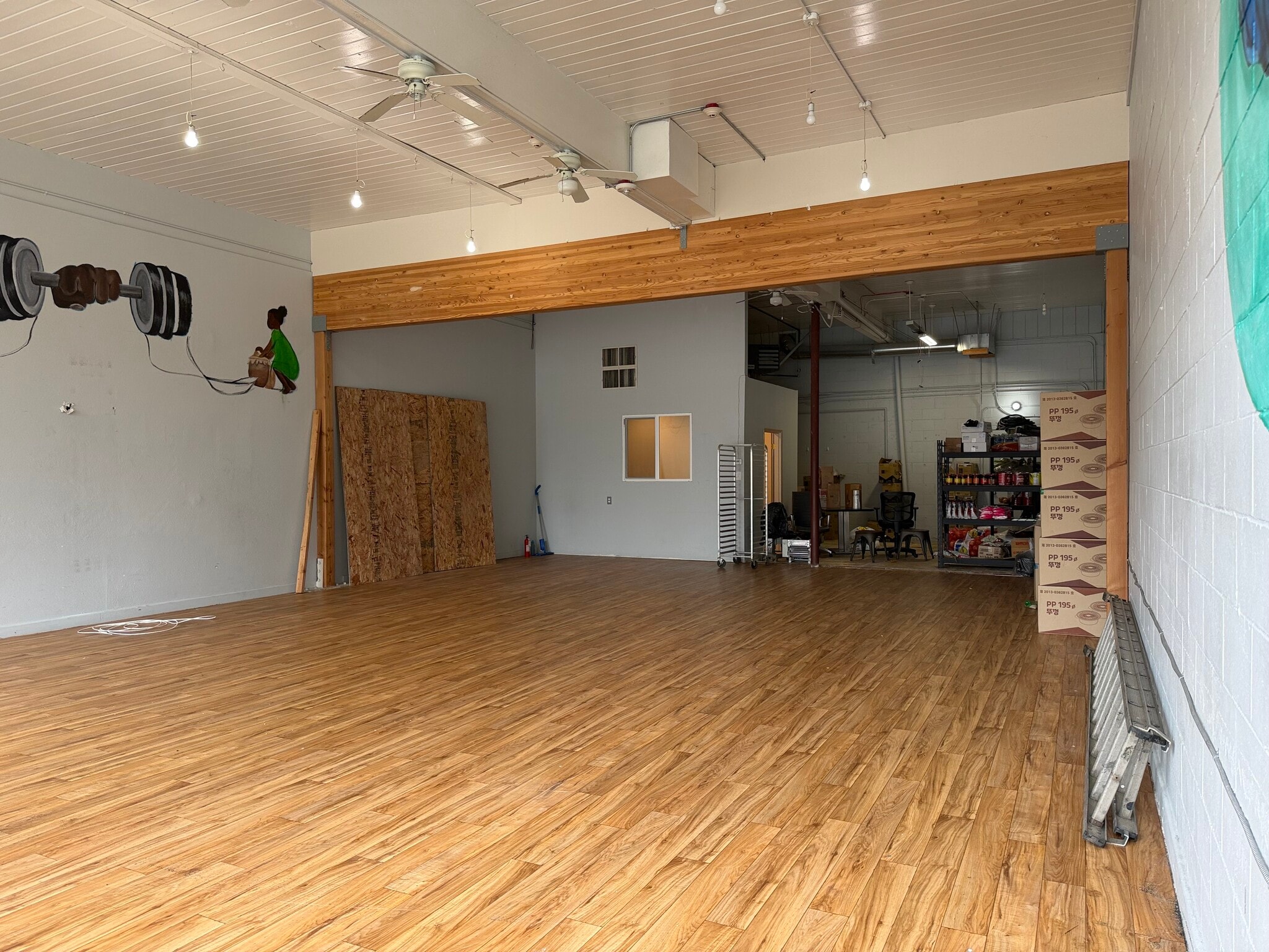 6812-6820 196th St SW, Lynnwood, WA à louer Photo intérieure- Image 1 de 4