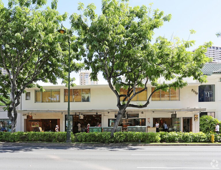 2162-2170 Kalakaua Ave, Honolulu, HI à louer - Photo du bâtiment - Image 2 de 3