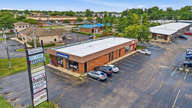 2228 Stringtown Rd, Grove City, OH for sale - Primary Photo - Image 1 of 2