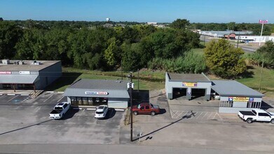 1605-1611 N Main St, Cleburne, TX à louer - Vidéo sur l’inscription commerciale