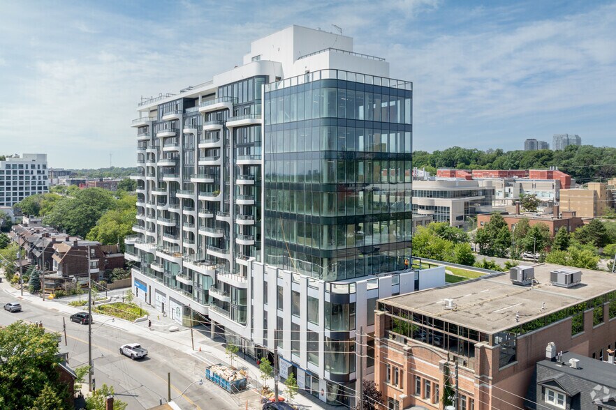 336 Dupont St, Toronto, ON à louer - Photo du bâtiment - Image 2 de 4