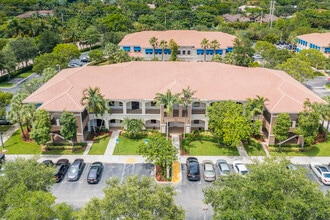 7501 Wiles Rd, Coral Springs, FL for lease Interior Photo- Image 2 of 28