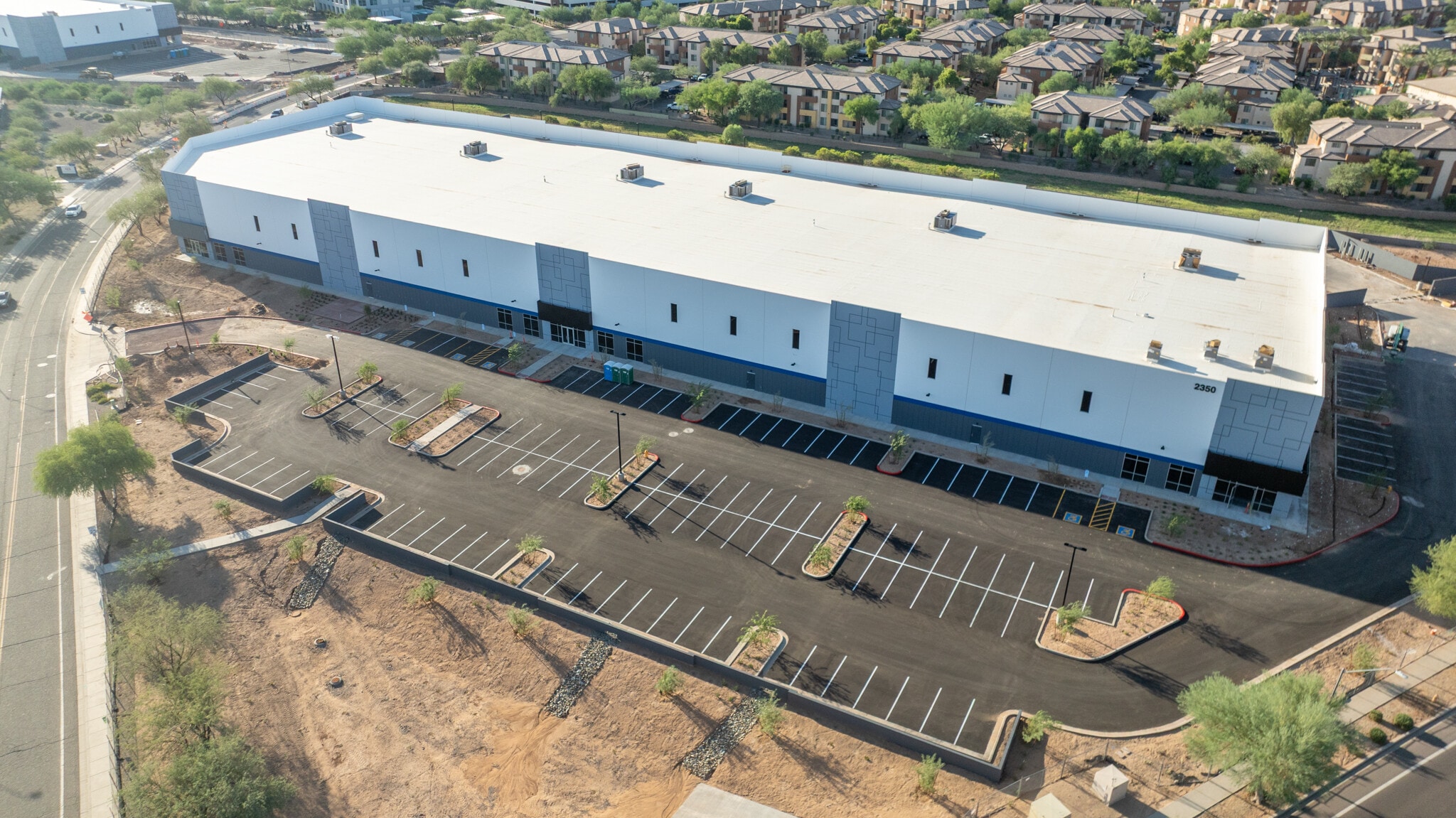 2415-2335 W Corporate Center Dr, Phoenix, AZ for lease Primary Photo- Image 1 of 5