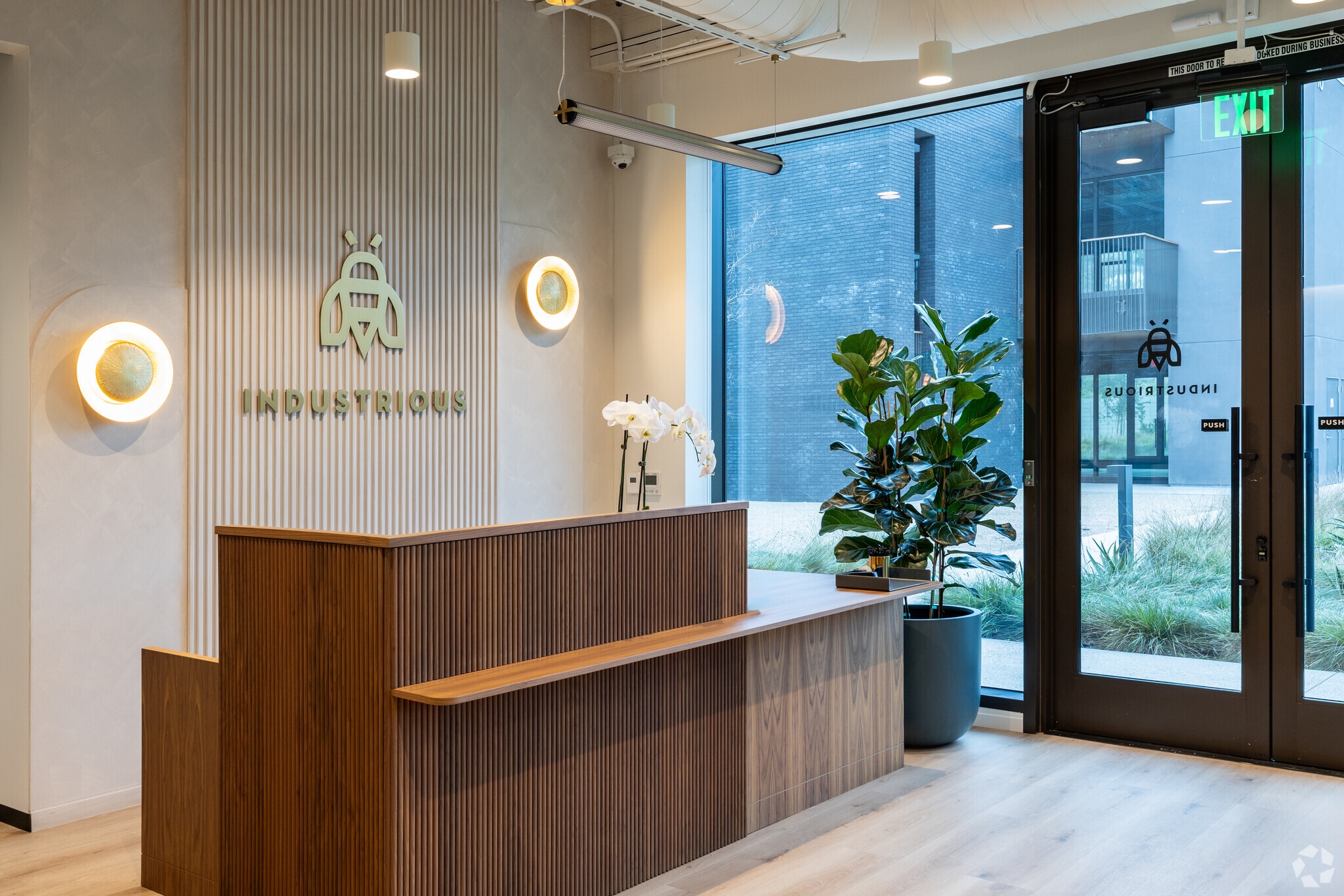 23465 Civic Center Way, Malibu, CA for lease Building Photo- Image 1 of 22