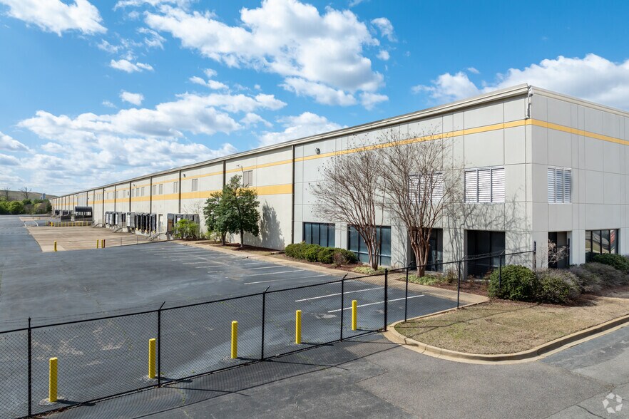 5015 Citation Dr, Memphis, TN à louer - Photo du bâtiment - Image 1 de 33